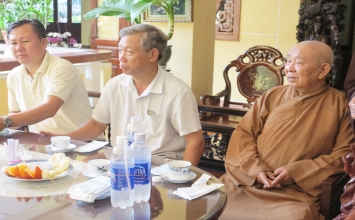 Tp HCM: Phòng An Ninh quận 10 chúc tết